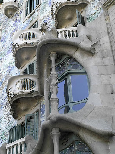 Algargos, Arte e Historia: LA CASA BATLLÓ DE ANTONIO GAUDÍ